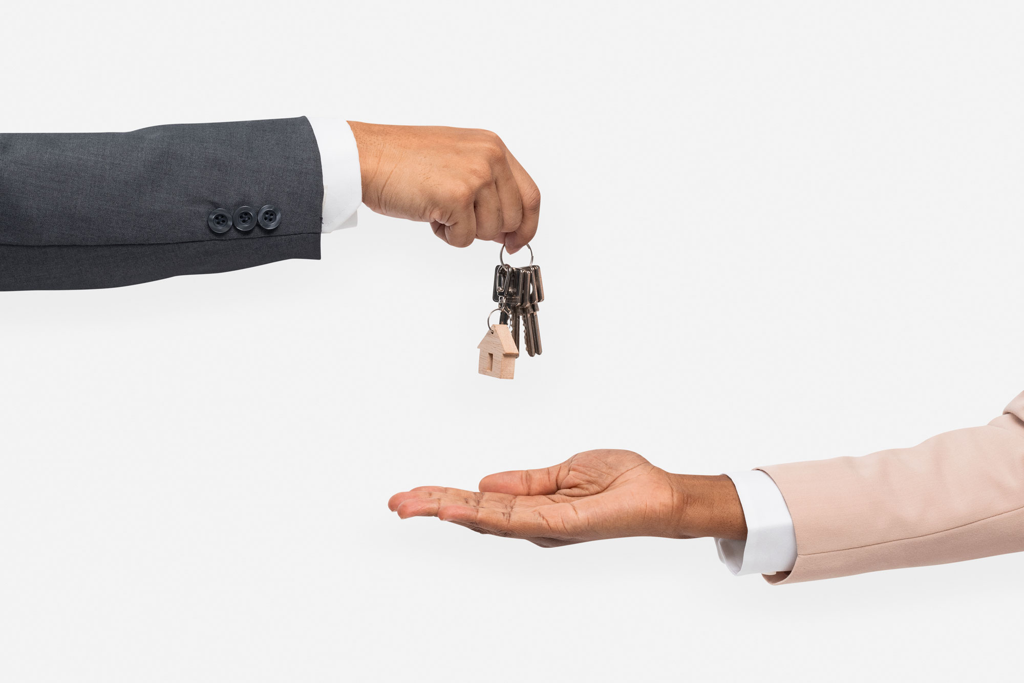 Por que investir em terceirização de portaria ao invés de contratar alguém para a função?